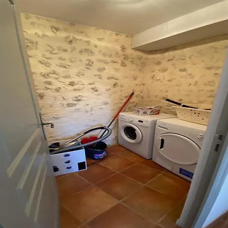 Charming In Dordogne Near Vineyards